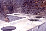 PICTURES/Pompeii/t_Shop2.jpg